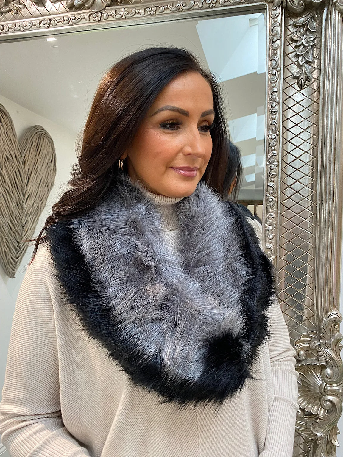 Black Trim Faux Fur Collar