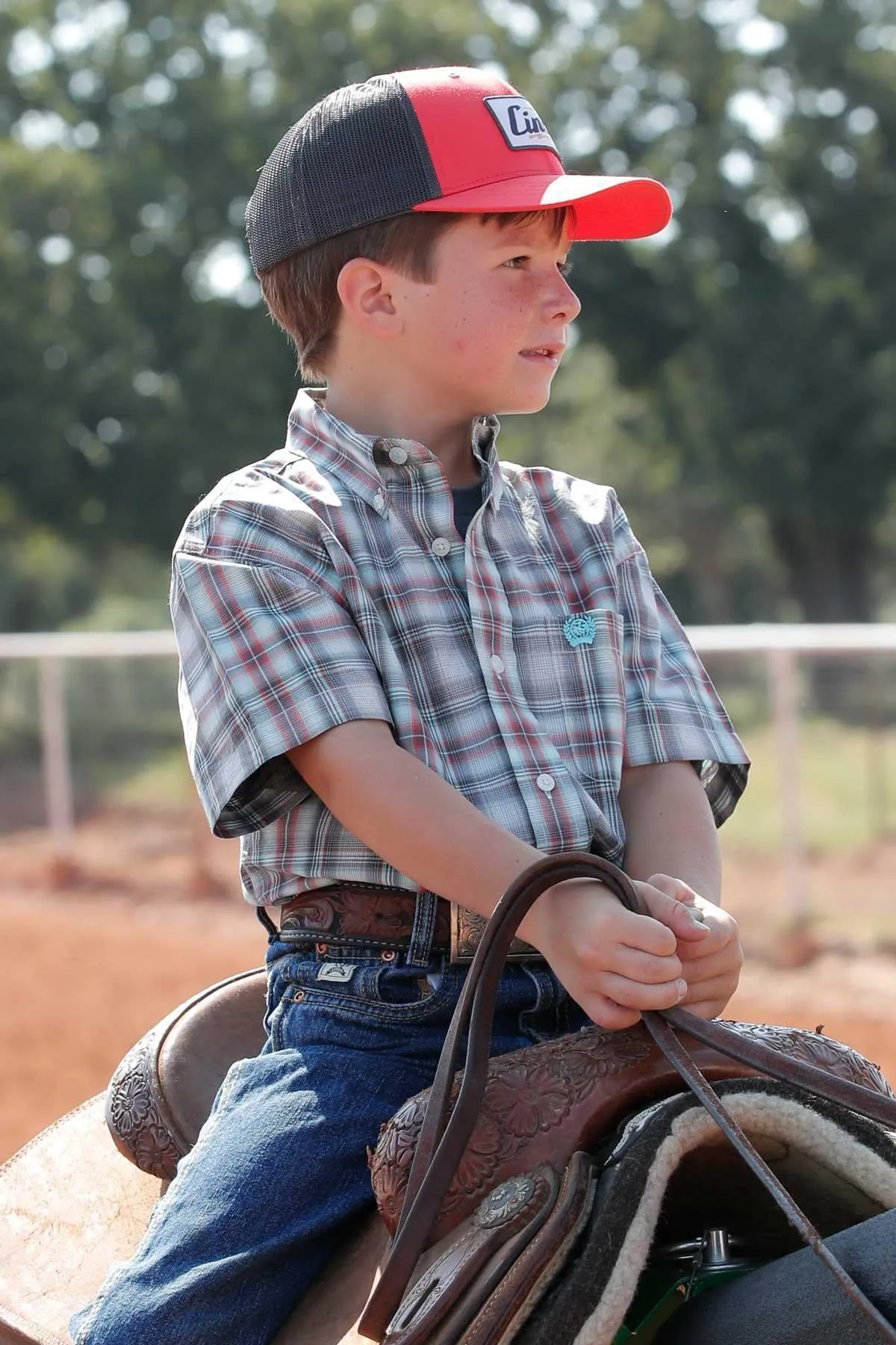 Cinch Boys Plaid Char/Red/Cream Top