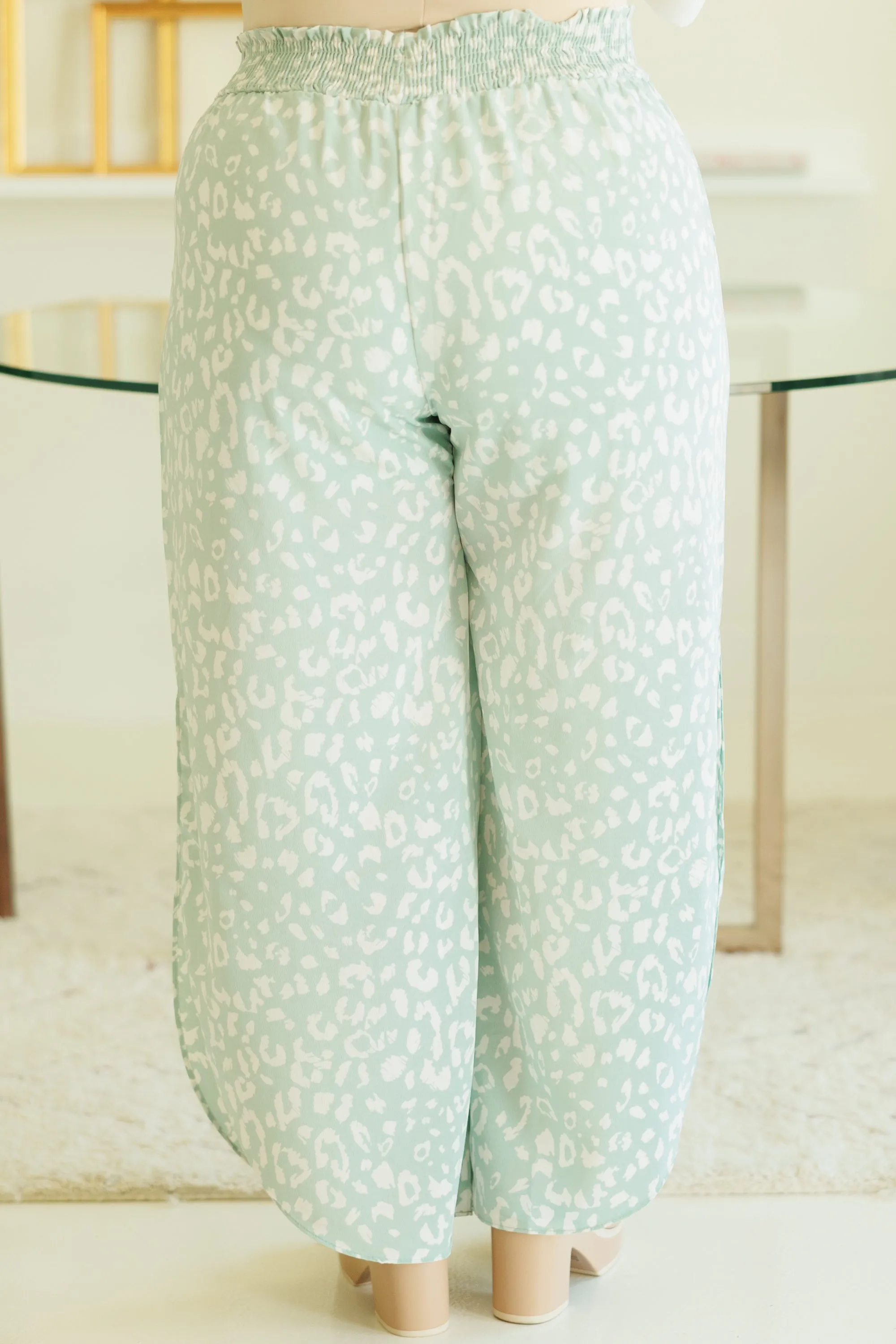 Daring Leopard Pants, Mint