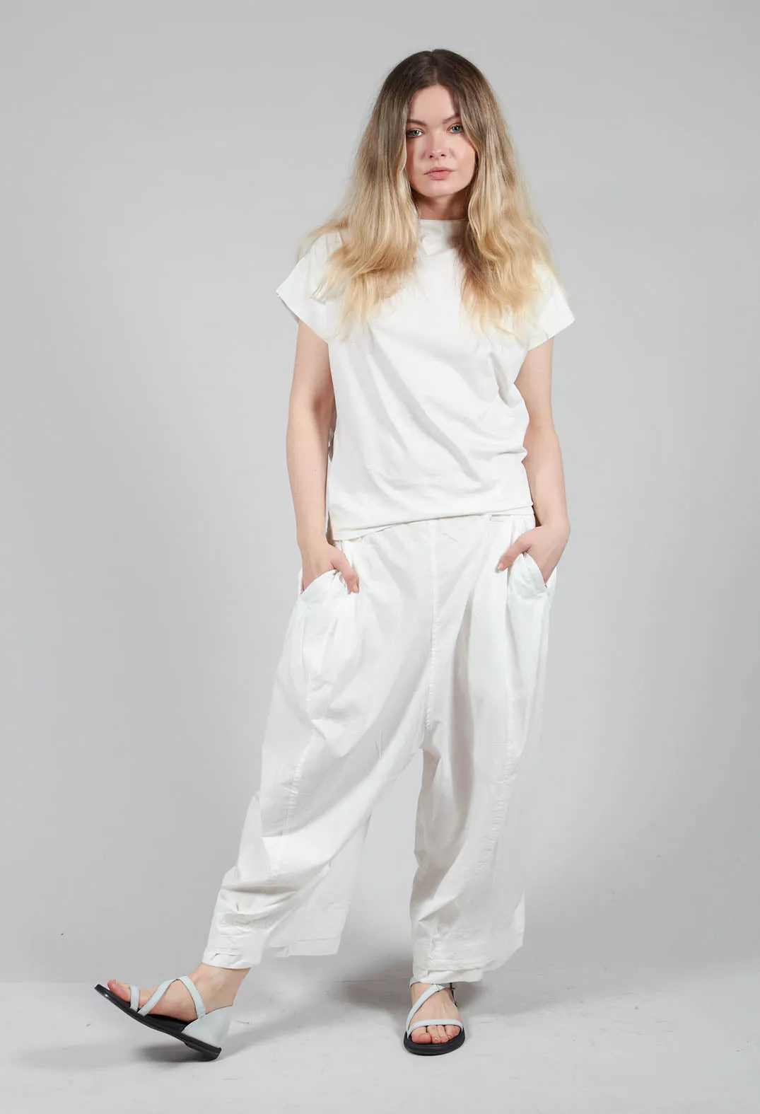 Lightweight Dropcrotch Trousers in White