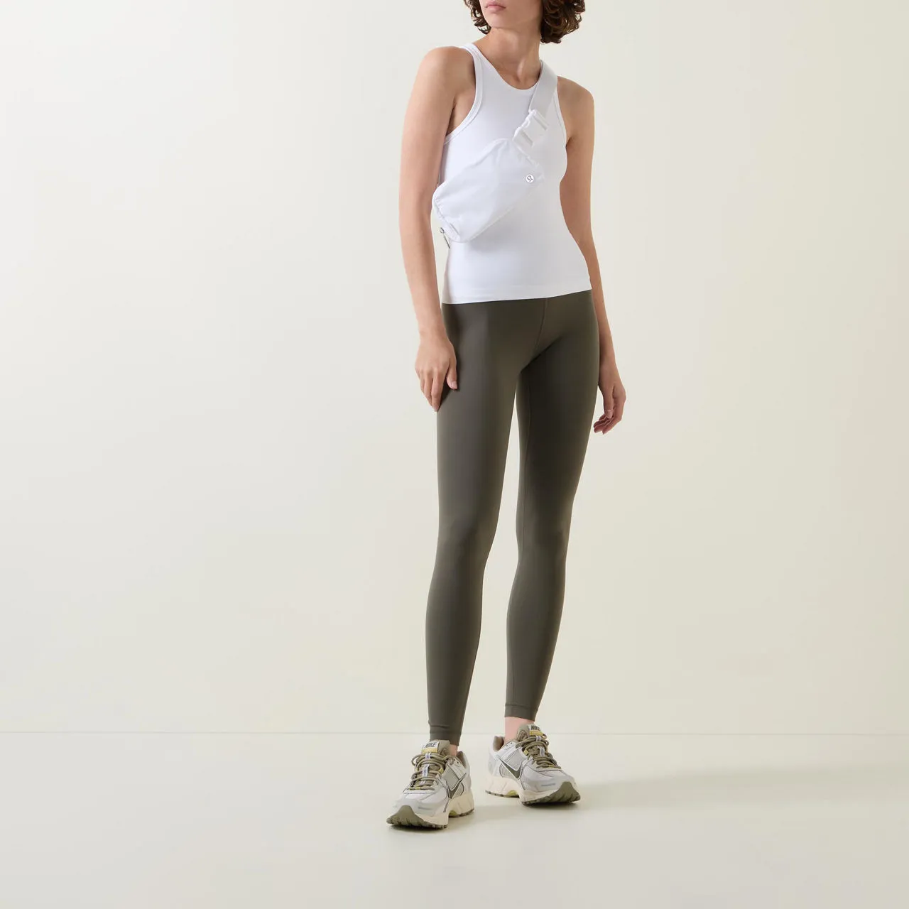 LULULEMON Wunder Train High-Rise Leggings 28 - Khaki