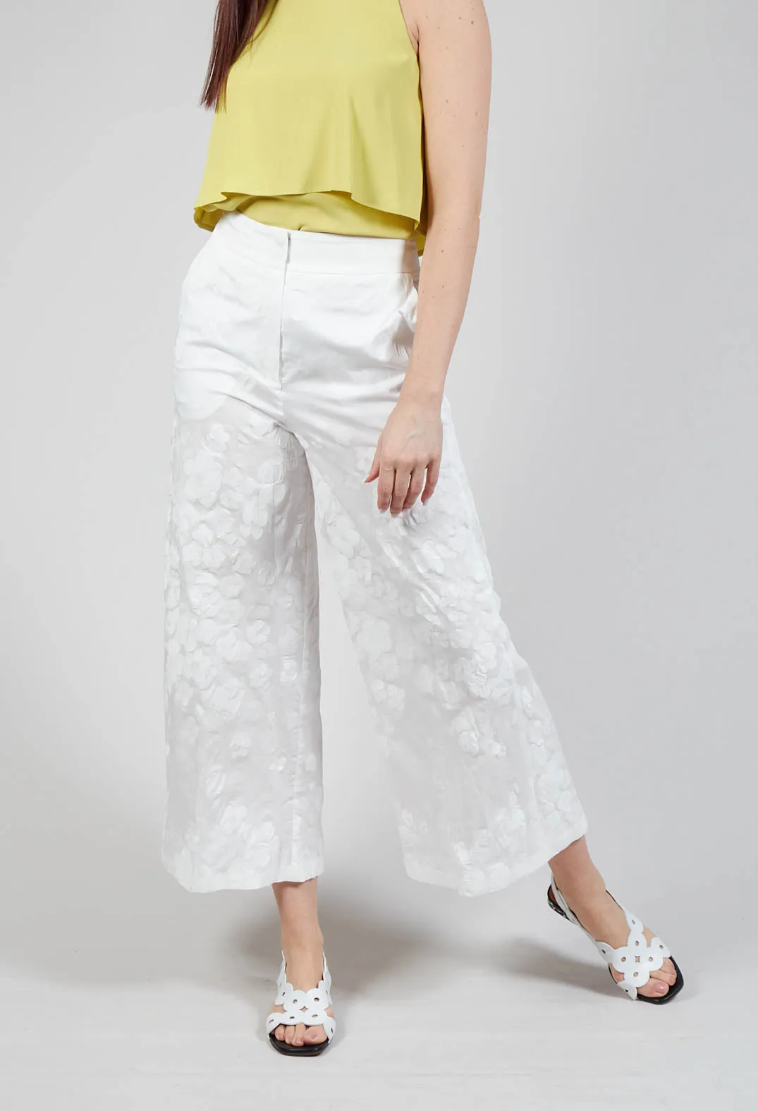 Seersucker Print Trousers in White