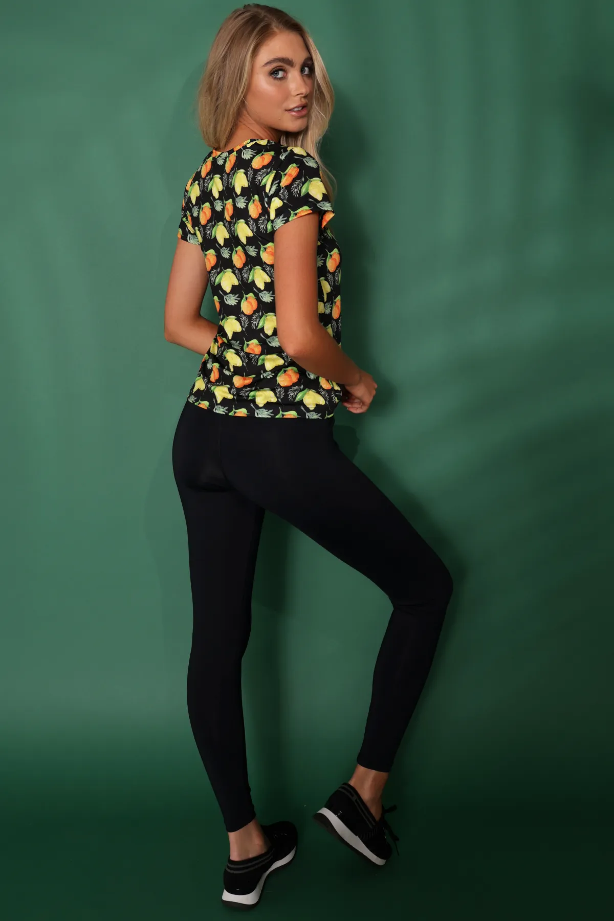 VALERIA FRUIT PRINT Activewear T-Shirt