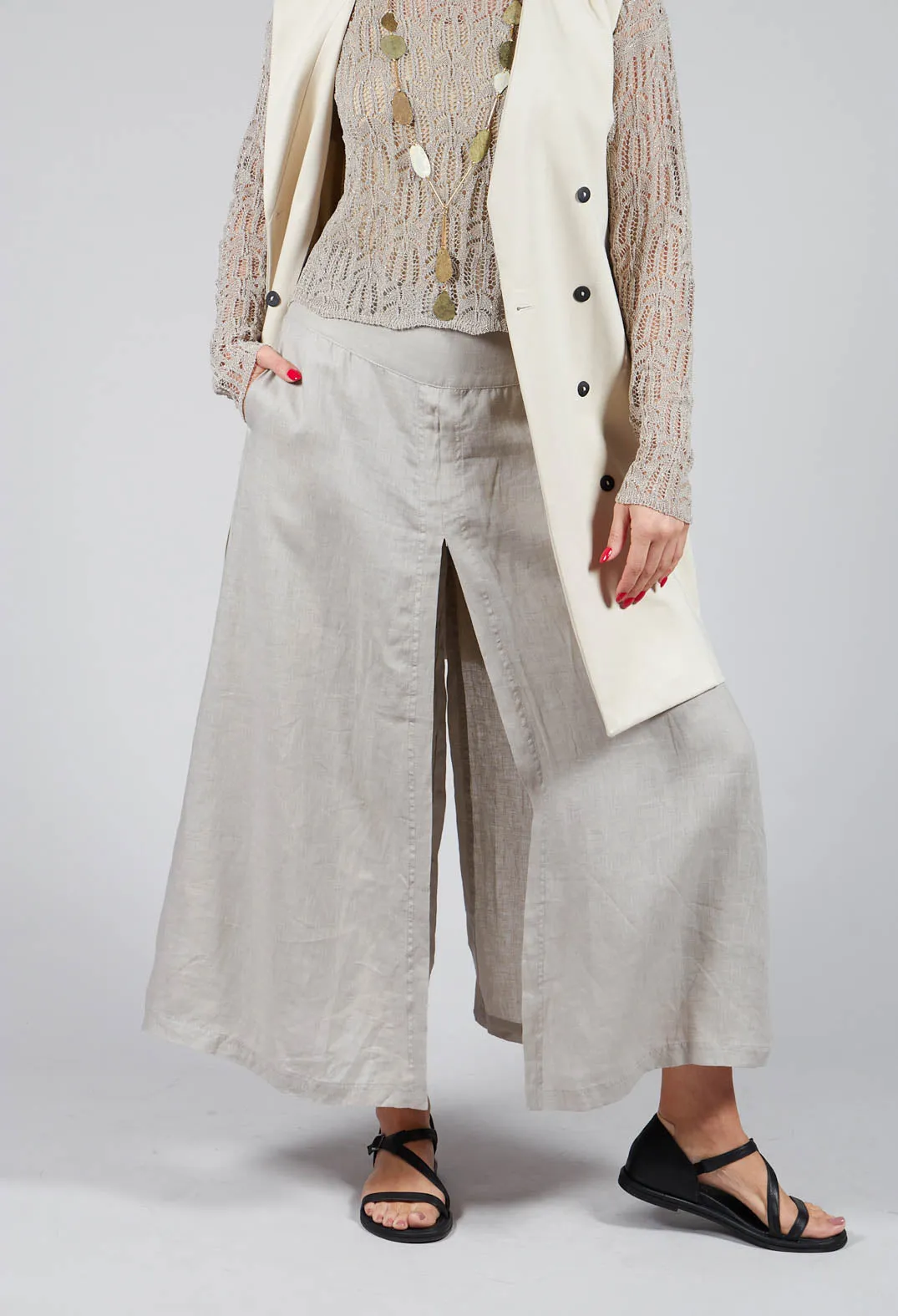 Wide Leg Trousers in Beige