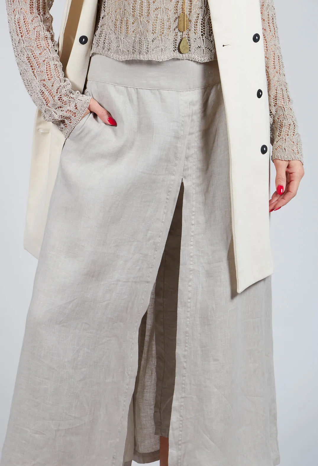 Wide Leg Trousers in Beige