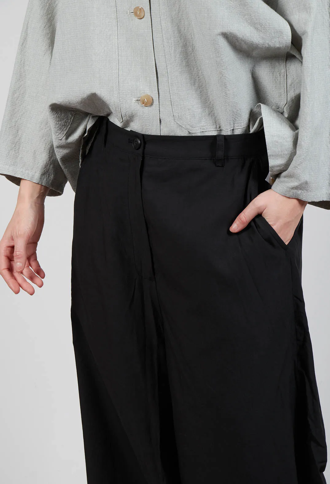 Wide Leg Trousers in Black