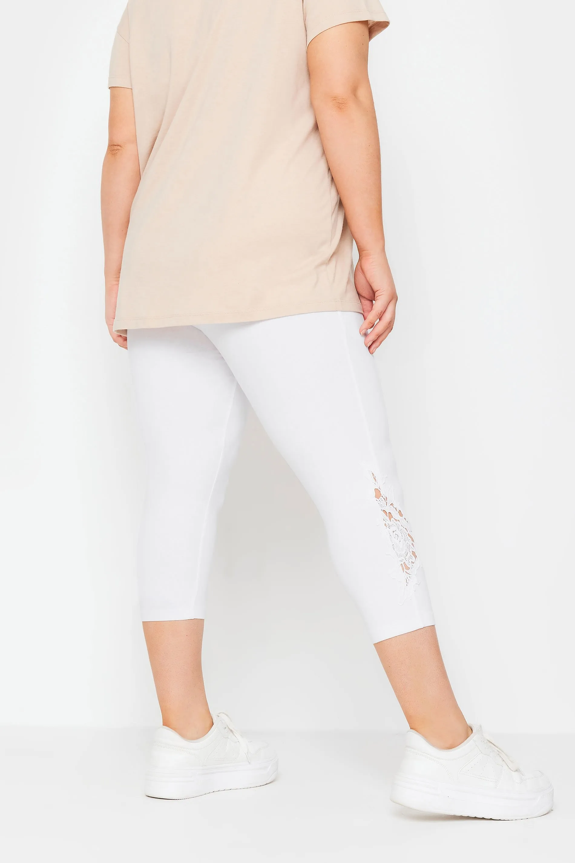 YOURS Curve White Lace Stretch Cropped Leggings